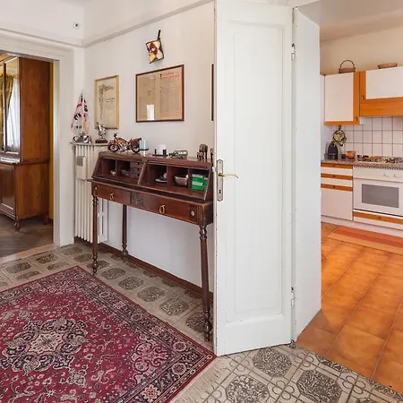 Chiara Arena Apartment Verona