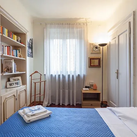 Apartment Chiara Arena